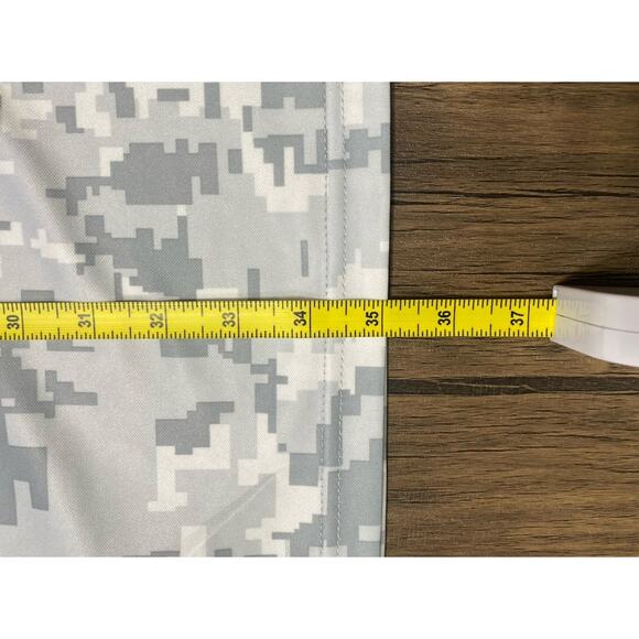 Philadelphia Eagles | Men’s Large #1 Jalen Hurts “Salute to Service” Jersey - Picture 5 of 5